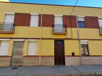 Venta Casa unifamiliar León. Con balcón 140 m²