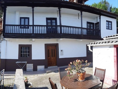 Venta Casa unifamiliar Sariego. Con terraza 250 m²