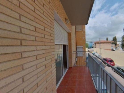 Venta Piso Tarragona. Piso de tres habitaciones en Carrer dotze. Con terraza