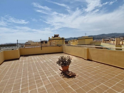 Venta Piso Vélez-Málaga. Piso de tres habitaciones Segunda planta con balcón