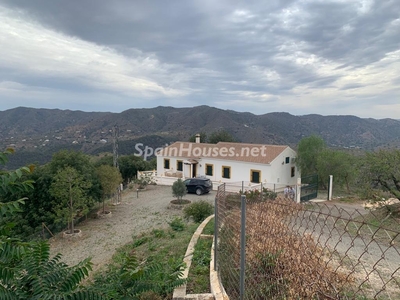 Finca en venta en Jardín de Málaga, Málaga