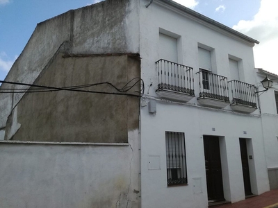 Venta de piso en Granja de Torrehermosa de 3 habitaciones y 86 m²