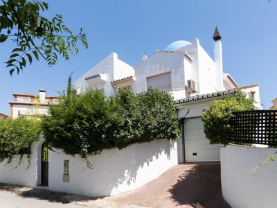 Adosado en venta en Cájar, Granada