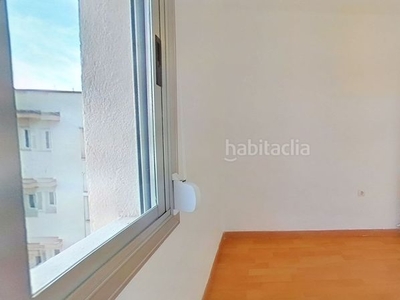 Alquiler piso con 3 habitaciones con calefacción en Sabadell