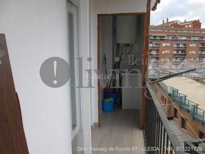 Alquiler piso con 4 habitaciones amueblado con calefacción y aire acondicionado en Lleida