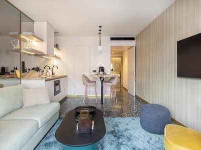 Alquiler piso en alquiler lujoso piso en l’eixample derecho, amueblado de diseño y con dos dormitorios, terraza interior y servicios de la más alta calidad. en Barcelona