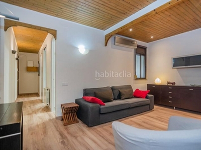 Alquiler piso reformado y amueblado a 200 metros del mar mediterráneo en Barcelona