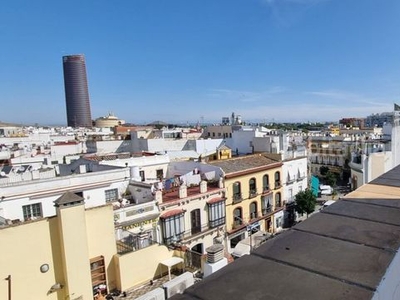 Ático atico en venta en triana - castilla - alfarería, 1 dormitorio. en Sevilla