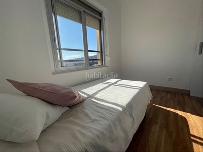 Ático con 3 habitaciones con ascensor y vistas a la montaña en Sant Boi de Llobregat