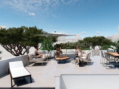 Casa adosada con 3 habitaciones con parking, piscina y aire acondicionado en Alcázares (Los)