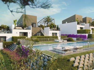 Casa con 3 habitaciones con piscina y jardín en Murcia