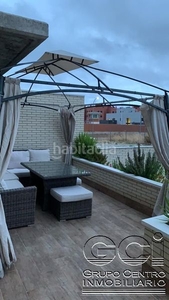 Casa con 4 habitaciones con parking, piscina y calefacción en Valdemoro