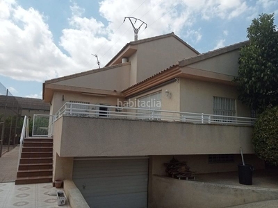 Casa con 5 habitaciones con parking y piscina en Murcia