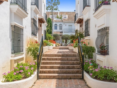 Casa en venta en Nagüeles-Milla de Oro, Marbella