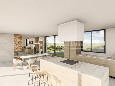 Casa moderna villa de lujo para estrenar a 600 m de la playa , con jardín, piscina y garaje en Tamariu