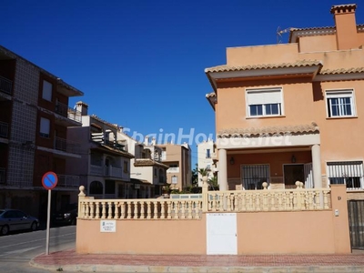 Casa pareada en venta en Torrevieja