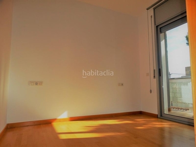 Chalet casa / chalet en venta de 150 m2 en Lluminetes Castelldefels
