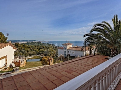 Chalet casa en venta en playa de aro con vistas al mar y montañas. en Sant Antoni de Calonge
