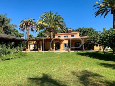 Finca/Casa Rural en venta en Parque de la Reina, Arona, Tenerife