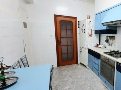 Piso céntrico de 4 habitaciones con reformas en Carcaixent