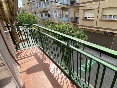 Piso con balcon muy luminoso en cornella en Riera Cornellà de Llobregat
