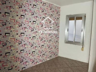 Piso en venta , con 58 m2 y 3 habitaciones y 1 baños. en Santa Coloma de Gramenet