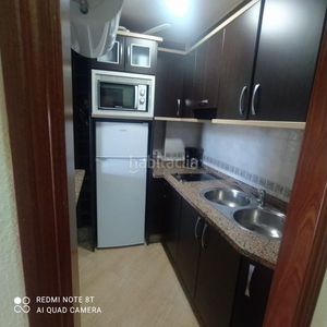 Piso en venta en la carihuela, 2 dormitorios. en Torremolinos