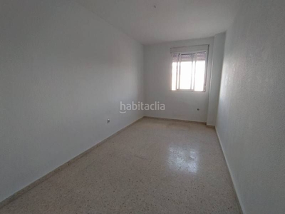 Piso en venta en zona centro, 3 dormitorios. en Alcalá de Guadaira