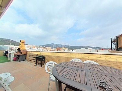 Piso gran piso y terraza, cumpla su sueño y viva como en vacaciones en Viladecans