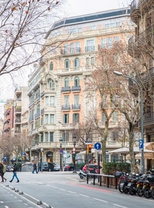 Piso luminoso piso nuevo en rambla catalunya en Dreta de l´Eixample Barcelona