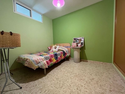 Piso oportunidad!!...se vende piso de 3 dormitorios en el centro de vélez-málaga. en Vélez - Málaga