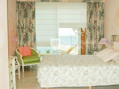 Piso precioso piso con vistas frontales al mar, en primera línea del paseo en Lloret de Mar