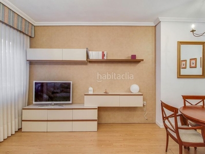 Piso valdebernardo - vicálvaro - tres habitaciones y dos baños con plaza de garaje. en Madrid