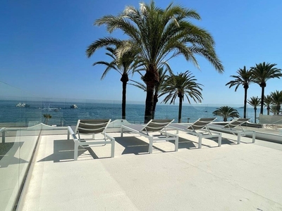 Venta Casa adosada en El Oasis Club Marbella. Con terraza 103 m²
