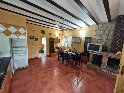 Venta Casa unifamiliar Santa Oliva. Con terraza 68 m²