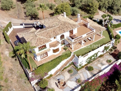 Villa en venta en Mijas Pueblo - Peña Blanquilla