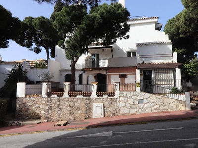 Venta Casa adosada en Postas De Calahonda 3 Mijas. Con terraza 239 m²