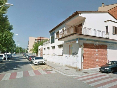 Venta Casa unifamiliar en Pr Josep Irla 40 Salt. 792 m²