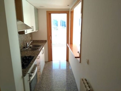 Alquiler piso se alquila piso en casernes, con vistas al parc migdia en Girona