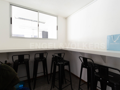 Para inversores: Amplio escritorio en Cordón a la venta con renta