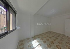 Alquiler piso solvia inmobiliaria - piso en Torrefiel Valencia