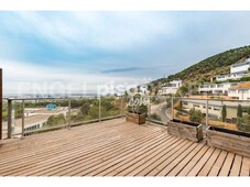 Casa adosada en venta en Sarria