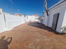 Chalet en calle albal 11 chalet con 5 habitaciones con parking y aire acondicionado en Catarroja