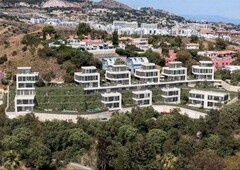Chalet se vende villas con vista al mar en Torreblanca en Fuengirola