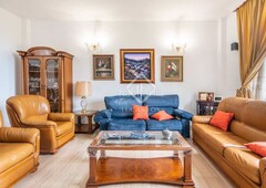 Chalet villa familiar de 4 dormitorios en venta en La Cala del Moral en Rincón de la Victoria