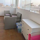 Piso vivienda de 2 dormitorios y 2 baños con aparcamiento y terraza en torrequebrad - en Benalmádena