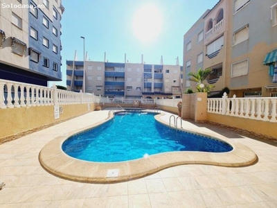 Bonito apartamento haciendo esquina de 3 habitaciones y 2 baños en La Mata-Torrevieja (Alicante)