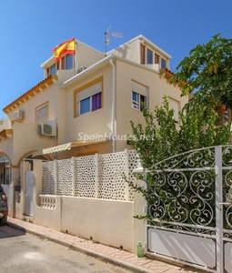 Casa adosada en venta en Playa Flamenca, Orihuela