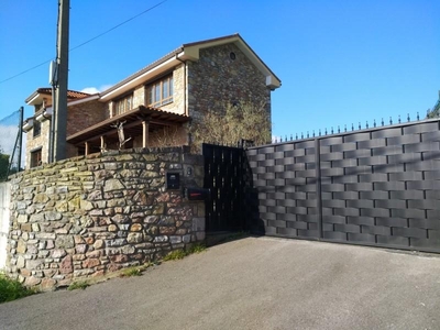 Casa en venta en Corvera de Asturias