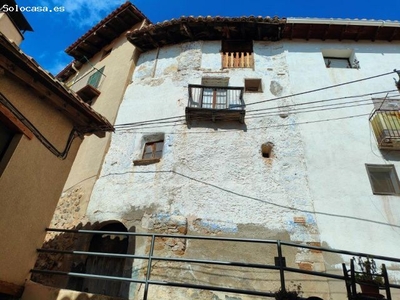 Casa en Venta en Peñarroya de Tastavíns, Teruel